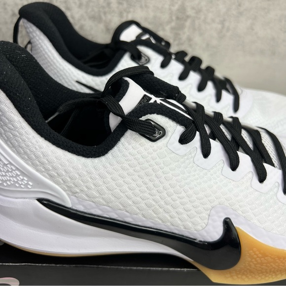 Nike Kobe Mamba Focus Sneakers - Picture 14 of 16